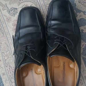 Johnson & Murphy lace 11M